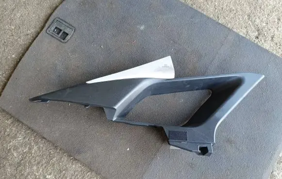 Toyota Mirai (C) pillar trim 6248062010