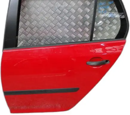 Volkswagen Golf V Front door 
