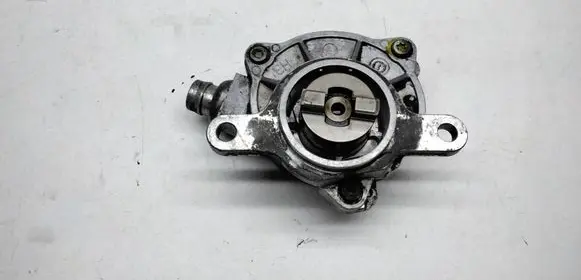 Renault Espace III Vacuum pump 8200102535