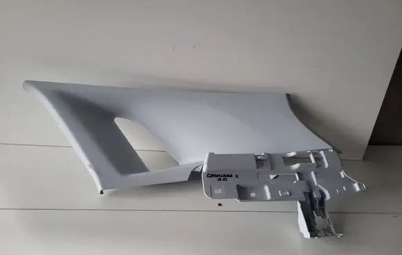 Opel Grandland X Tailgate/trunk side cover trim YP00018877