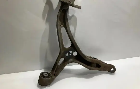 Mercedes-Benz ML W164 Front lower control arm/wishbone