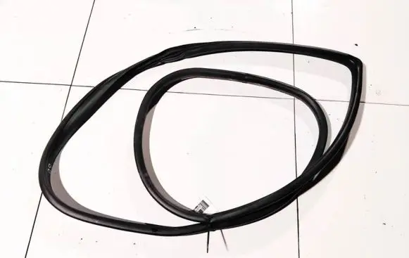 KIA Sorento Rubber seal rear door 