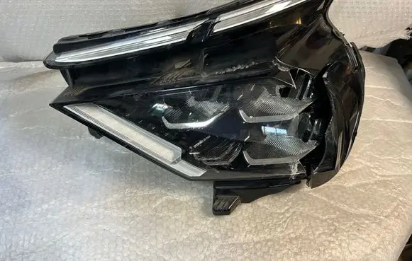 Headlight/headlamp