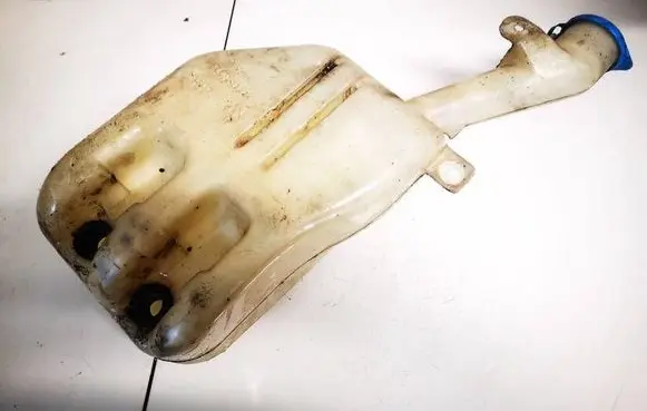 Windshield washer fluid reservoir/tank