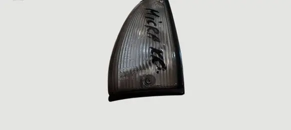 Nissan Micra Front indicator light 7R01370 212-63301 KOITO