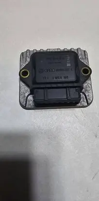 Audi 80 90 S2 B4 Ignition amplifier control unit 191905351C
