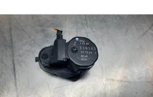 BMW X3 E83 Coolant heater control valve 
