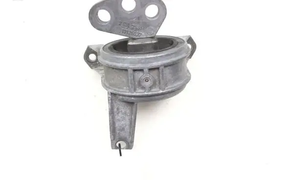 Opel Astra H Engine mount bracket 13125627