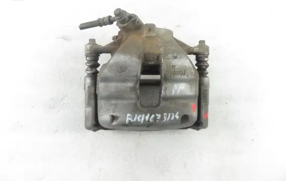 Peugeot 308 Front brake caliper 