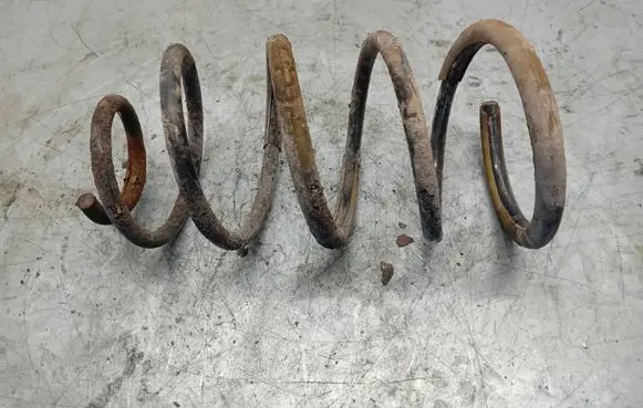 Peugeot 307 CC Front coil spring 