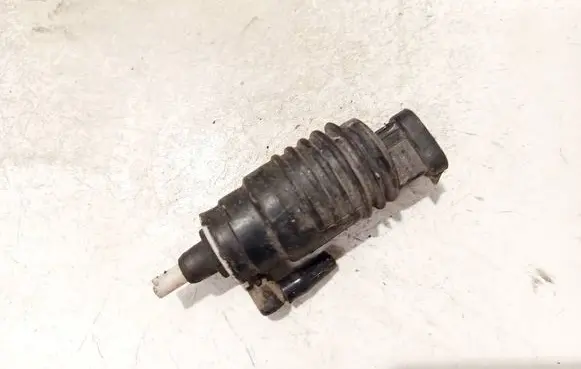 Windscreen/windshield washer pump