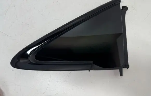 Audi E-tron GT Rear side window 4J3845298E