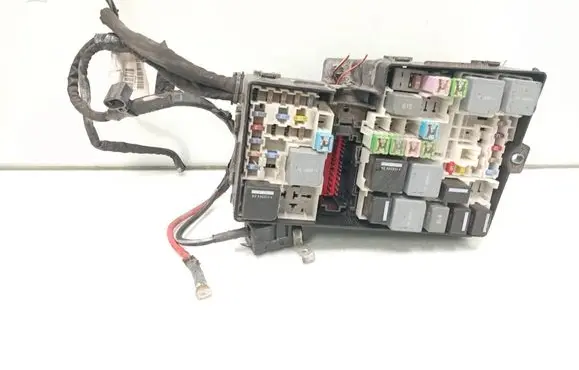 Volvo V40 Fuse box set AV6T14A067AD 30765042 30765041