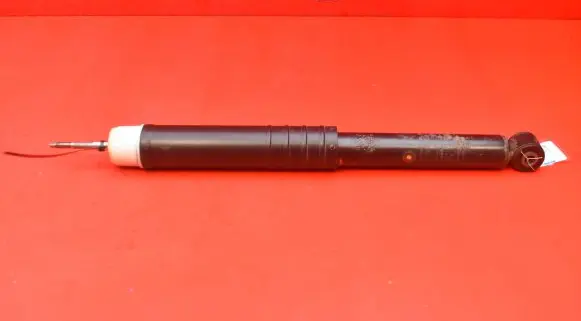 Renault Clio I Rear shock absorber/damper 562109815R