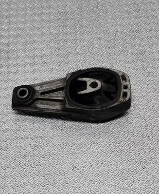 Citroen C3 Engine mount bracket 9673005780