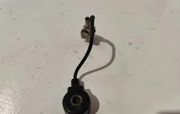 Detonation knock sensor
