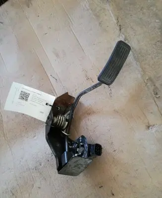 Toyota Corolla Verso E121 Accelerator throttle pedal 8928147010