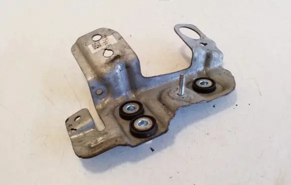 Volvo XC40 Other engine bay part 32138988