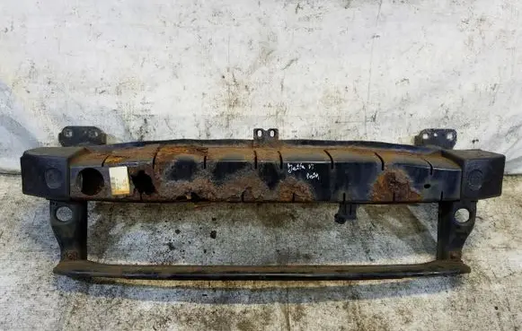 Volkswagen Jetta VI Front bumper support beam 