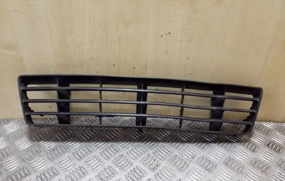 Audi A6 S6 C5 4B Front bumper lower grill 4B0807683F