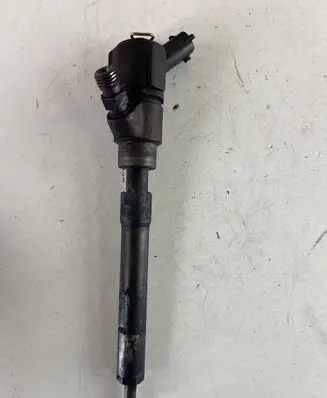 Hyundai Tucson JM Fuel injector 0445110258 044511025