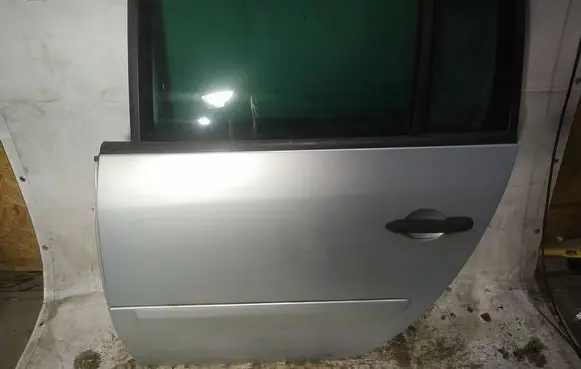 Renault Espace - Grand espace IV Rear door pilkos