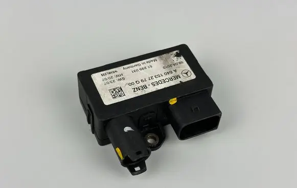 Mercedes-Benz A W169 Glow plug pre-heat relay A6401532779 51299031 09042010