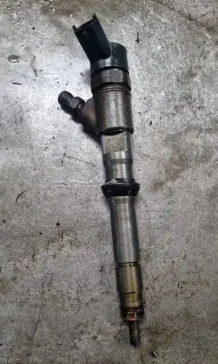 Iveco Daily 6th gen Fuel injector 504389548 8796886