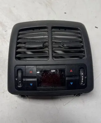 Mercedes-Benz E W211 Rear air vent grill H52760102010