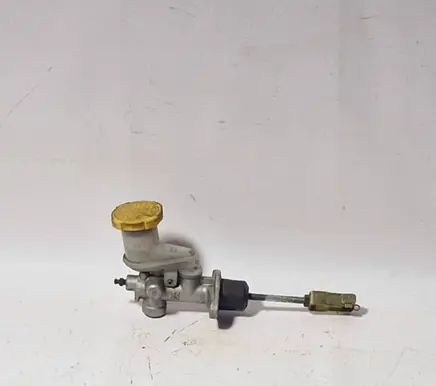 Subaru Legacy Clutch master cylinder 