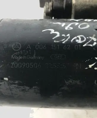 Mercedes-Benz E W212 Starter motor A0061516201 20090506 7081117