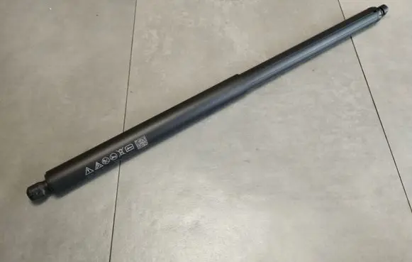 Cupra Formentor Shock absorber/damper mounting bracket 5FF827552A