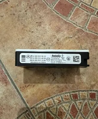Mercedes-Benz E W212 Distronic sensor radar A0009050010 A0009024004 A0009051300