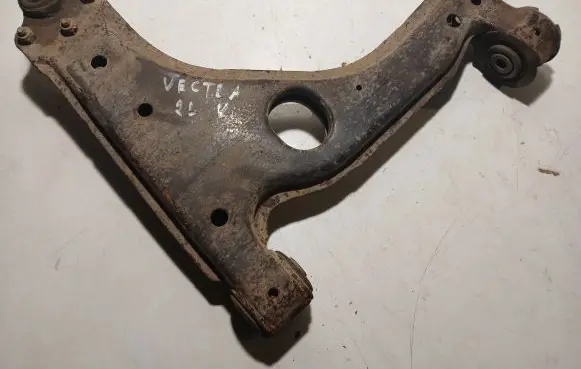 Opel Vectra C Front lower control arm/wishbone
