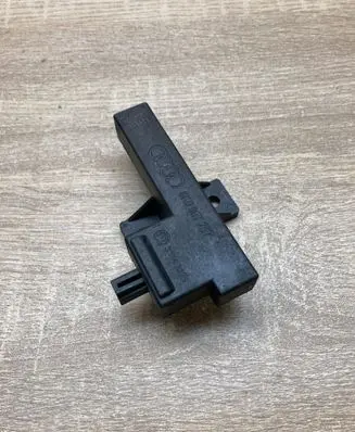 Audi A6 S6 C7 4G Keyless (KESSY) go control unit/module 8K0907247 33542221