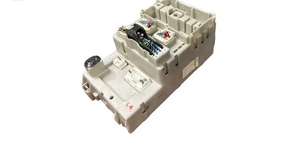 Toyota RAV 4 (XA20) Fuse box set 8273342080 1K14053