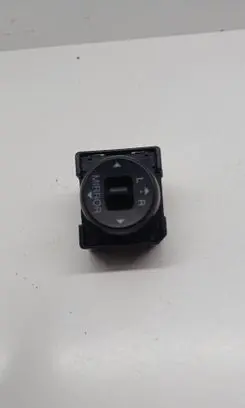Lexus CT 200H Wing mirror switch 183619 6192K12