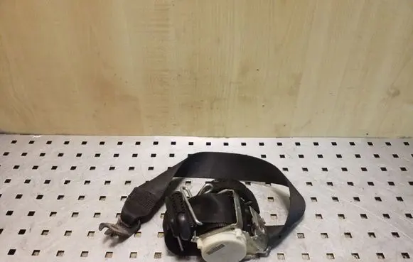 Ford Galaxy Rear seatbelt