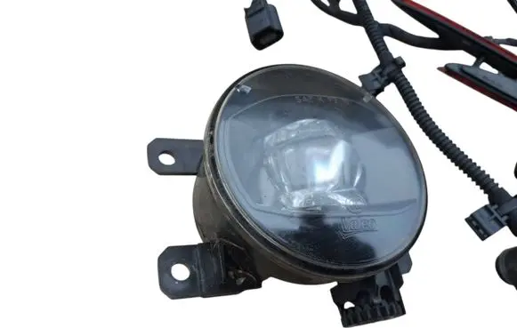 Peugeot 3008 II Front fog light 89251111 9826960480