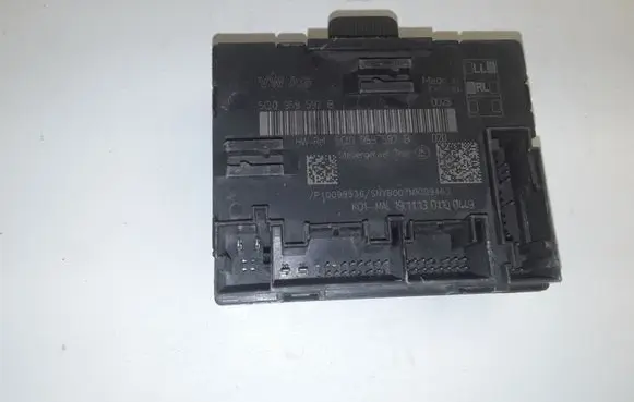 Volkswagen Golf VII Door control unit/module 5Q0959592B 5Q0959592