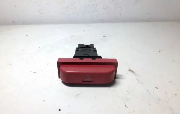 Nissan X-Trail T30 Hazard light switch NILES06016