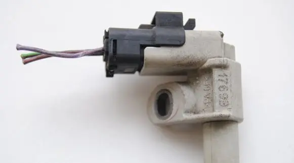 Ford Mondeo MK IV Crankshaft position sensor 9665443580