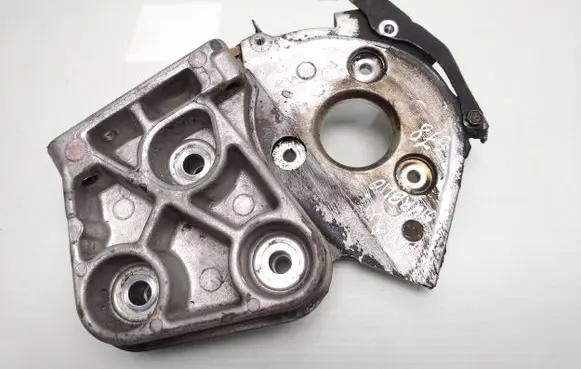 Suzuki Grand Vitara II Fuel pump bracket 8200240204