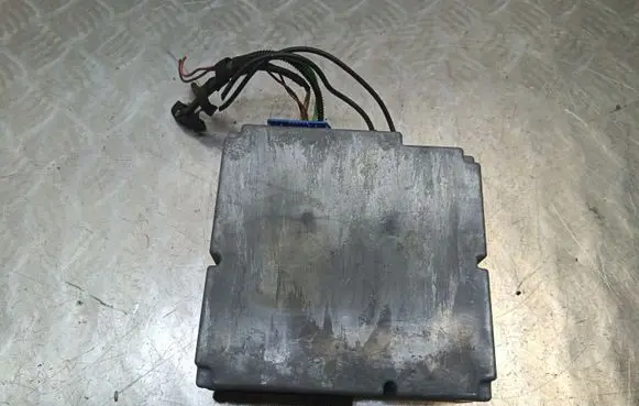 BMW 5 E60 E61 Video control module 9111001
