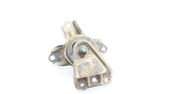 Hyundai i40 Engine mount bracket 218103Z100