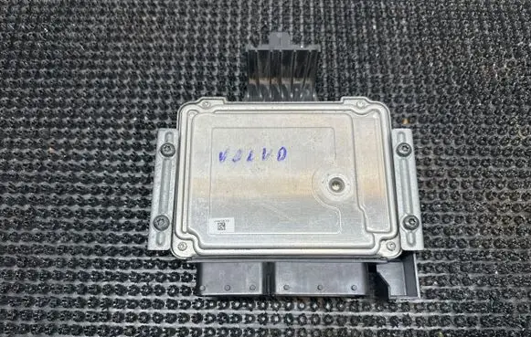 Volvo V60 Engine control unit/module 31331540