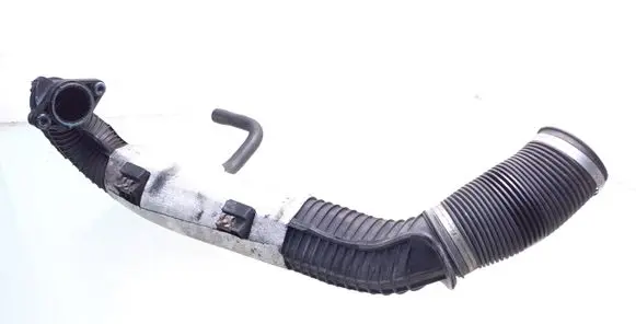 Ford Focus Intercooler hose/pipe 7m519a673gl 76895577 7m5q6a886bb