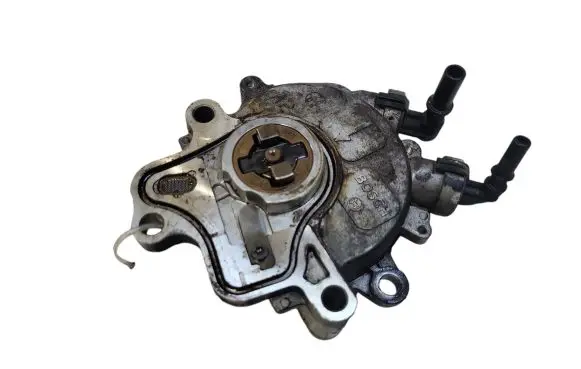 Peugeot 607 Vacuum pump 4R8Q2A451AE D1681A0000