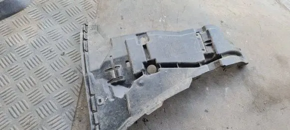 Volvo S60 Front bumper mounting bracket 08693182