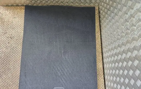 Audi A5 Trunk/boot mat liner 8B9863463